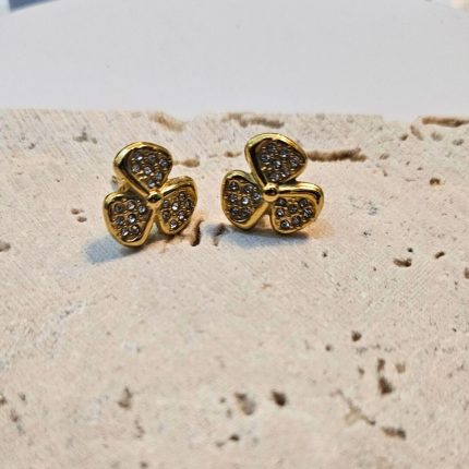 gunaikeia-skoularikia-atsali-xriso-kosmima-online