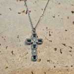 gunaikeio-atsalino-kolie-asimi-stavros-kosmima-online