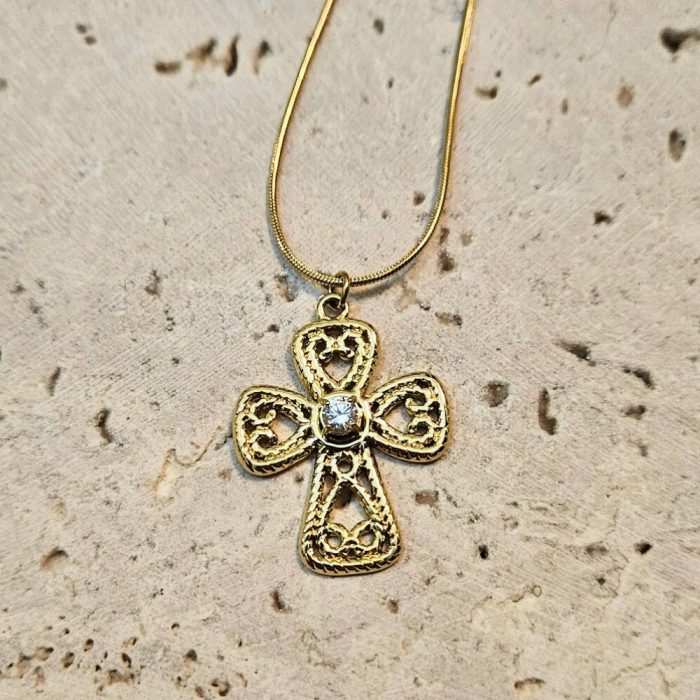 gunaikeio-atsalino-kolie-xriso-stavros-kosmima-online