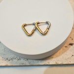 gunaikeia-skoularikia-atsali-asimi-xriso-dixromo-kosmima-online