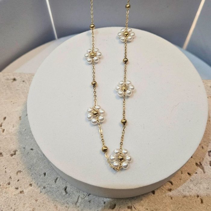 gunaikeio-atsalino-kolie-xryso-kosmima-online