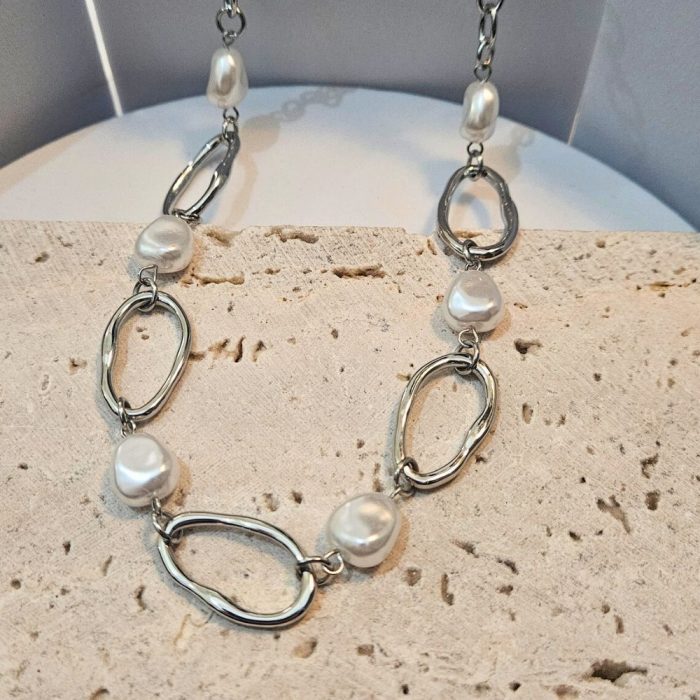 gunaikeio-atsalino-kolie-asimi-kosmima-online