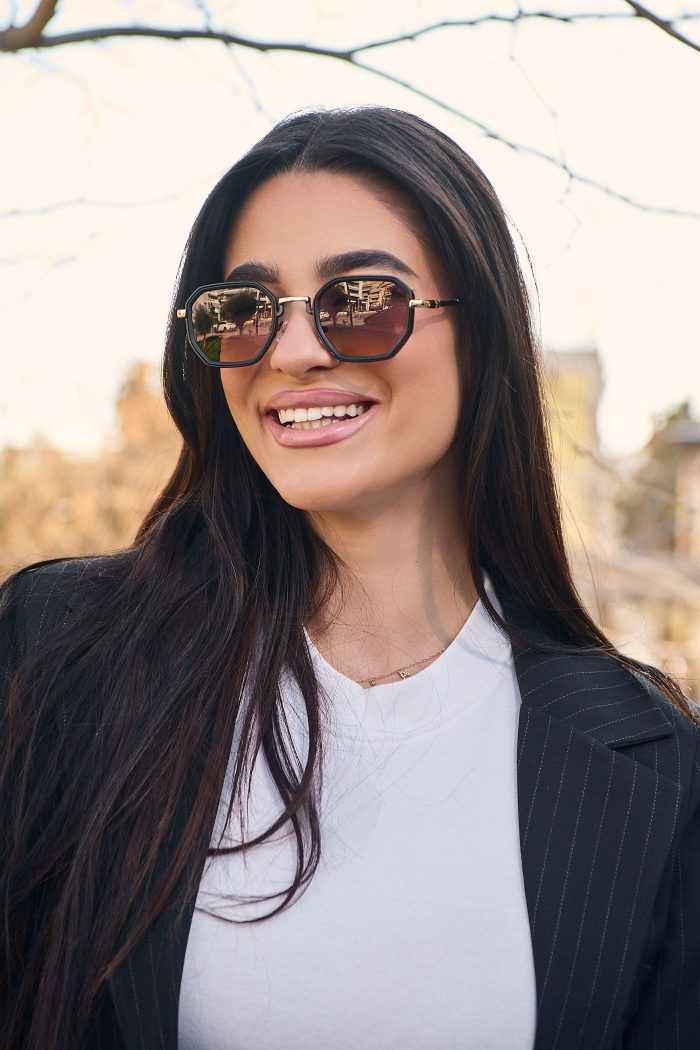 Γυαλιά Ηλίου Μεταλλικά με Χρυσό-Μαύρο Σκελετό & Καφέ Φακό - Image 2