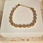 riviera-kolie-vraxioli-atsali-xriso-asimi-kosmima-online