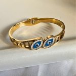 gunaikeio-vraxioli-cuff-xriso-atsali-charms-kremasta-kosmima-online